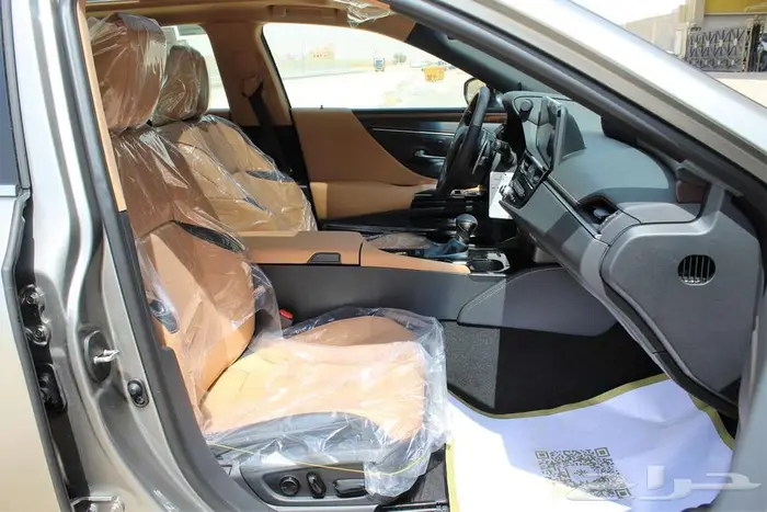 لكزس - ES350 CC - بريمي - 2025 20