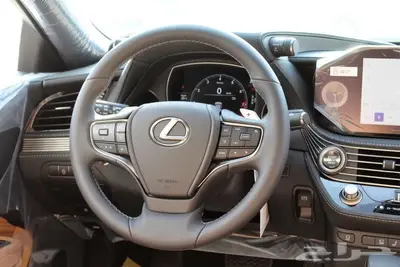 لكزس - LS350 AA - خليجي - 2025 12