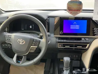 تويوتا كامري LE هايبرد بانوراما 2