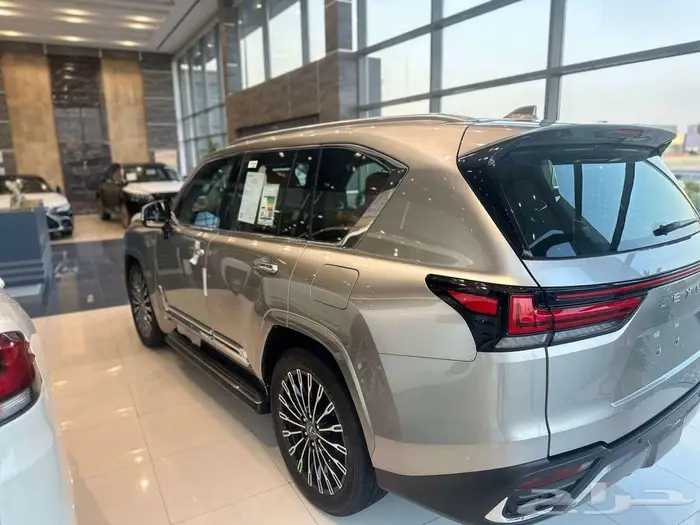 لكزس LX600 VIP موديل 2025 سعودي وارد عبداللطيف 8