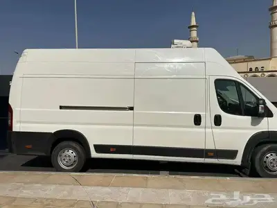 سيارتين بيجو بوكسر index