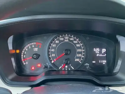 تويوتا كورلا مطور 1.5 2021 4