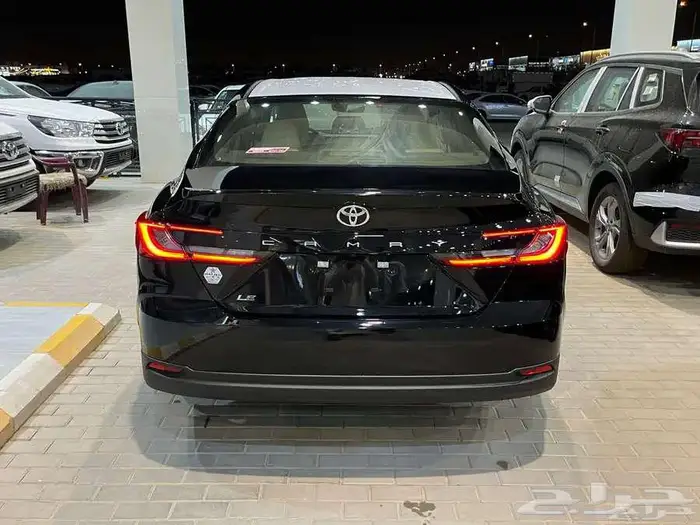 تويوتا كامري LE بنزين 2025 سعودي 11