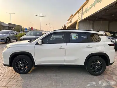 تويوتا اوربان كروز 2024 3