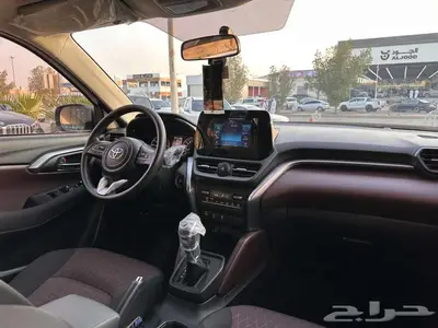 تويوتا اوربان كروز 2024 22