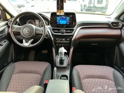 تويوتا اوربان كروز 2024 6