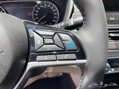 نيسان التيما نص فل SV موديل 2025 14