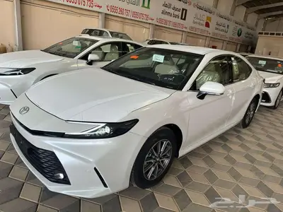 كامري اي ستاندر بنزين ابيض 2025 2