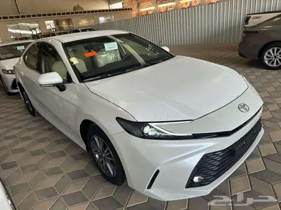 كامري اي ستاندر بنزين ابيض 2025 3