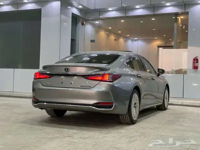 لكزس ES 300 HH موديل 2025 - فل هايبرد خليجي 3