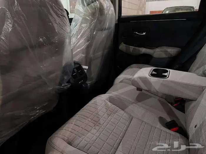 هوندا ZRV فئة LX موديل 2024 7
