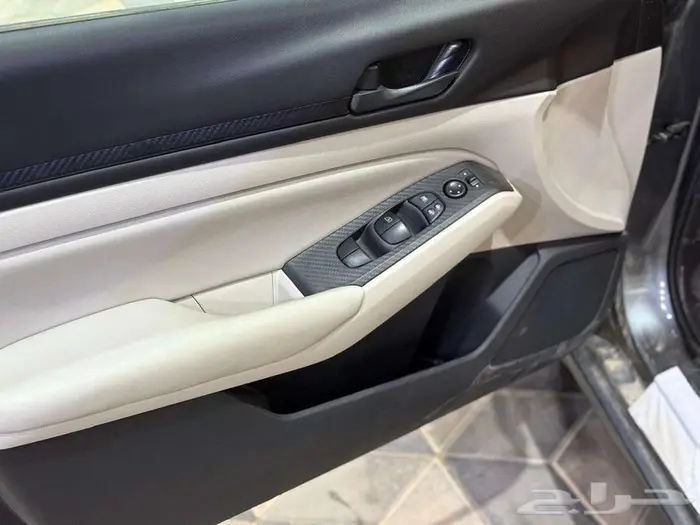 نيسان التيما 2.5 ستاندر 2024 تصميم أنيق و متميز كاش وتقسيط 16