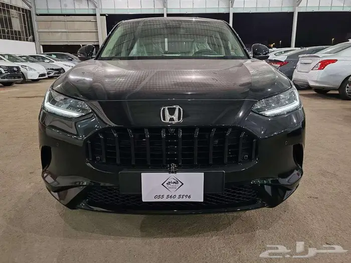 هوندا ZRV فئة LX موديل 2024 0