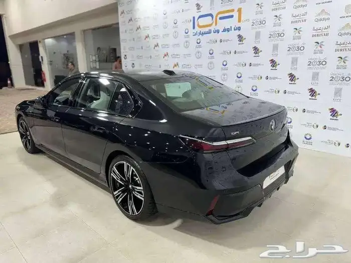 2024 - 13.000KM - 740i 2
