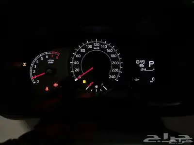 تويوتا كورولا ستاندر 2025 13