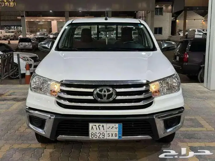 للبيع تويوتا هايلكس GLX 2022 سعودي ( مخزززنه ) 0