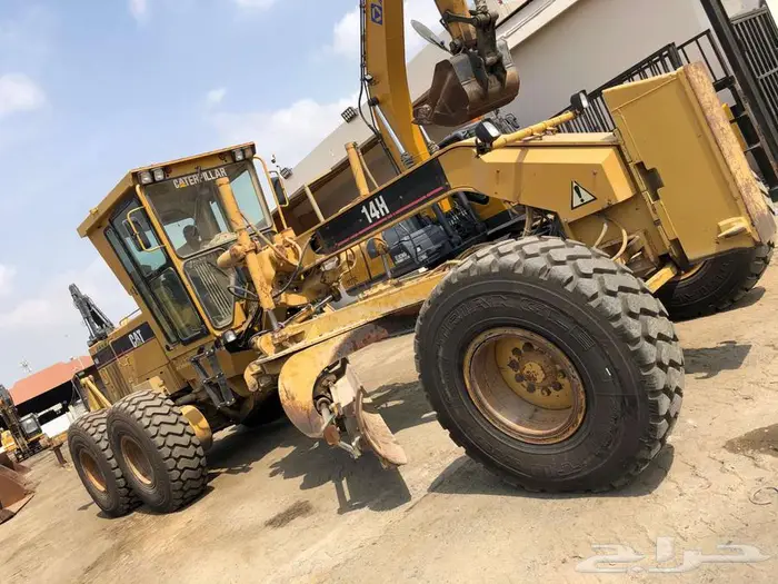 قريدر 14H موديل 2001 قير عادى معرض رواد المعدات 0