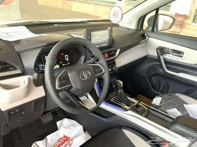 تويوتا -فيلوز -2025-GLX 6