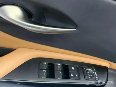 لكزس ES250 2023 21