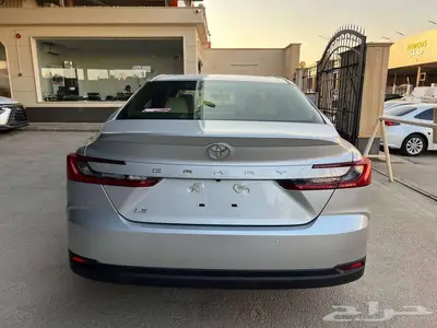 تويوتا كامري LE بنزين 2025 متاح اقساط و كاش 4