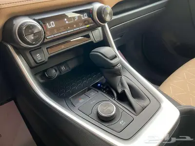 راف فور XLE هايبرد 2024 متاح اقساط و كاش 9
