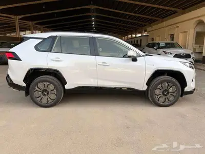 راف فور XLE هايبرد 2024 متاح اقساط و كاش 2