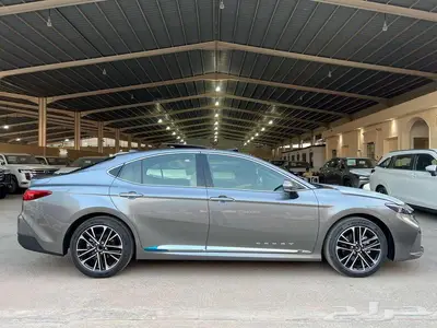 تويوتا كامري LE هايبرد 2025 متاح اقساط و كاش 2