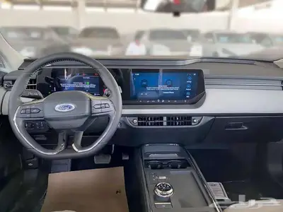 فورد تورس امبيانتى 2025 مع صيانة مجانية 8