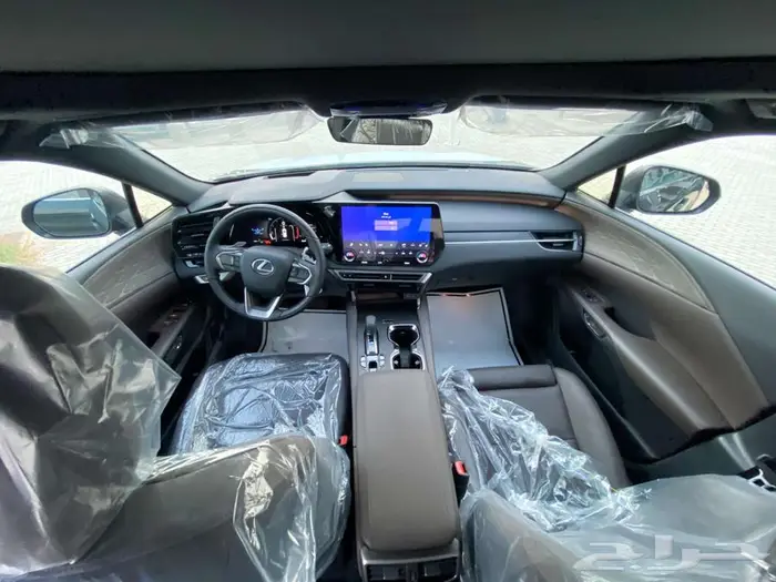 لكزس RX 350 BB 2025بريمي (ابيض -تيتانيوم - اسود). 9