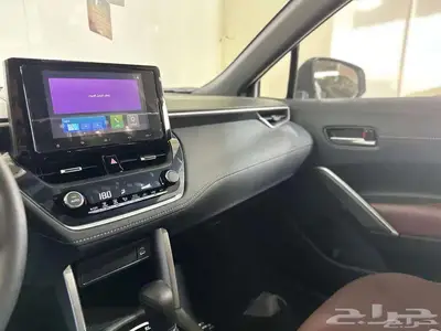 تويوتا كورولا كروس LE هايبرد 2025 12