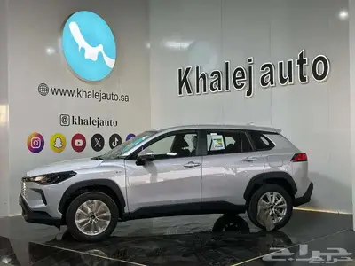 تويوتا كورولا كروس LE هايبرد 2025 3