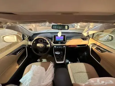 تويوتا راف فور XLE بنزين 2025 8