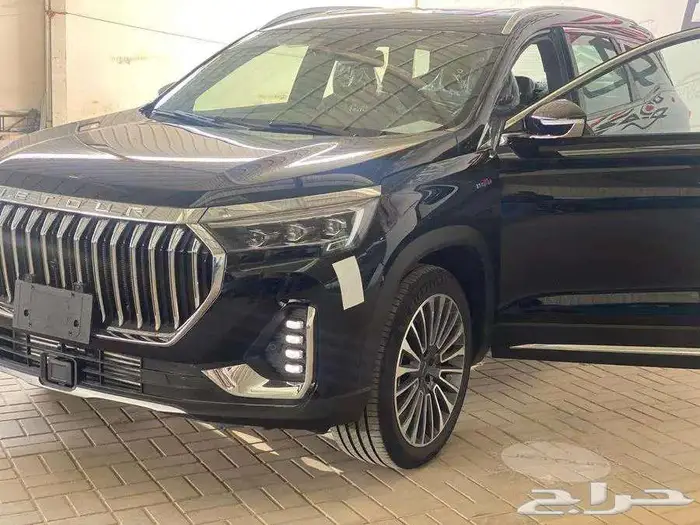 جيتور X90 بلس لاكجري موديل 2025 كاش و تقسيط 3