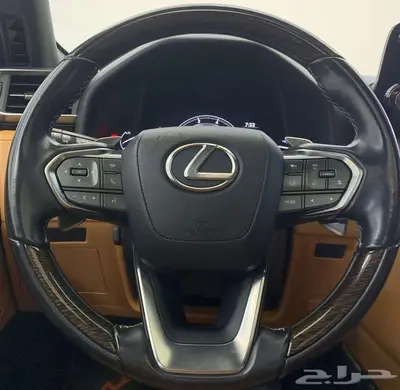 لكزس LX600 2022 8