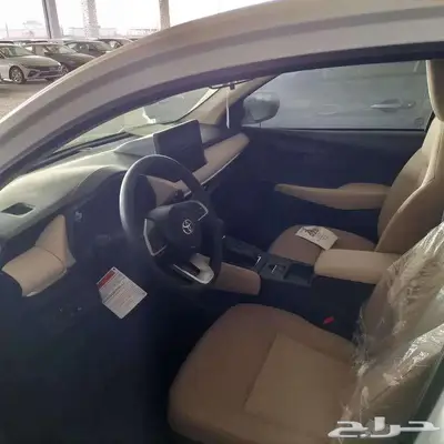 تويوتا يارس استاندر ونص فل 2025 كاش واقساط 4