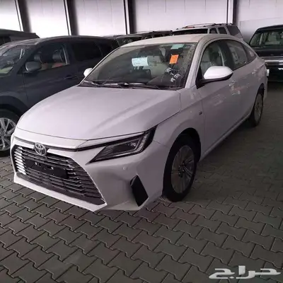 تويوتا يارس استاندر ونص فل 2025 كاش واقساط 1