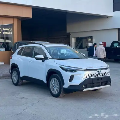 تويوتا كورولا كروس فل كامل 2025 0