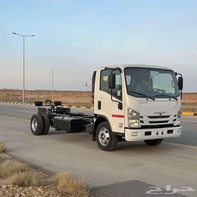 ايسوزو دينا 4 و 5 و 6 طن 2025 3