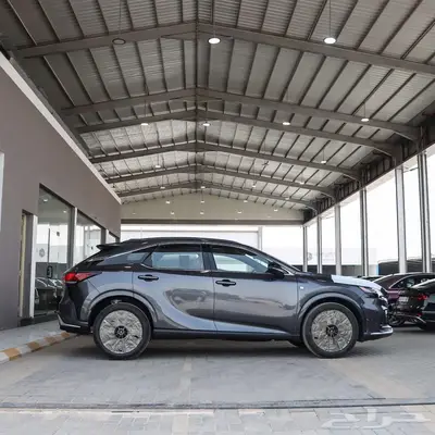 لكزس RX 350 فل كامل F اسبورت موديل 2025 كاش وتقسيط 3
