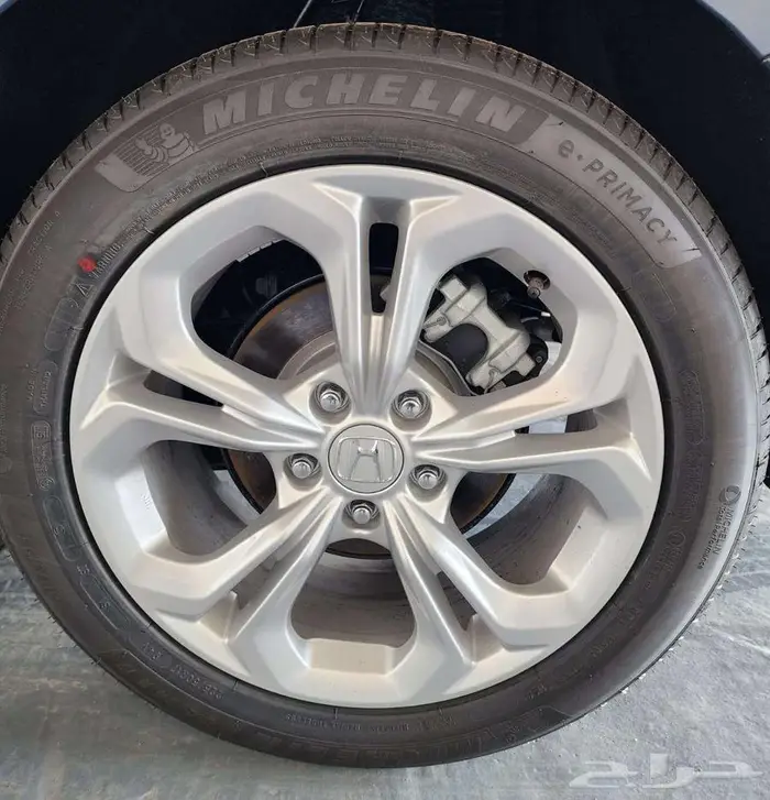 هوندا اكورد استاندر LX 2025 10