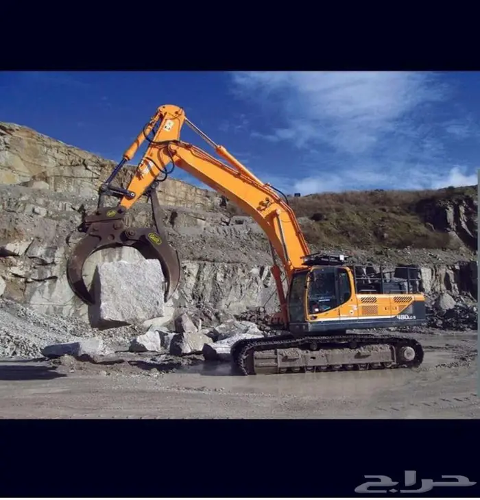 Long Boom Excavator and Heavy Equipment for Rent 4