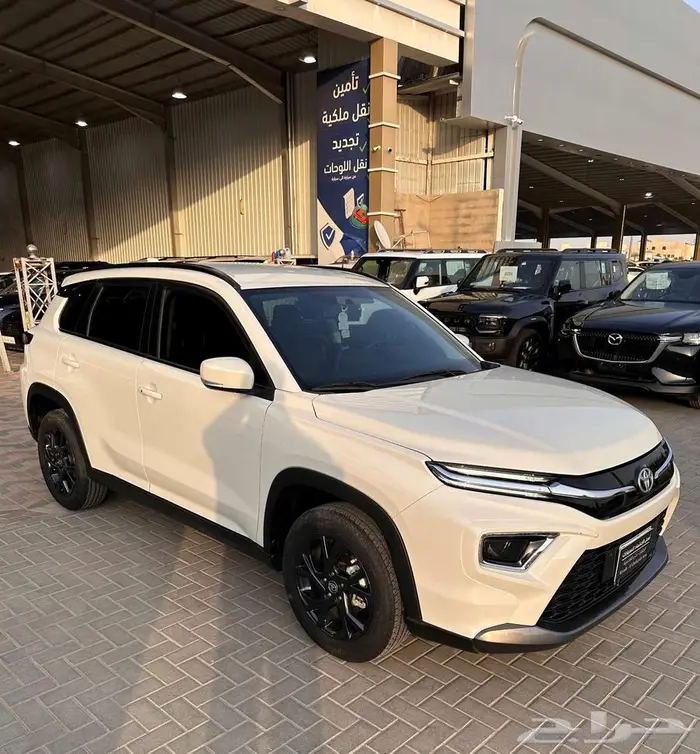 تويوتا اوربان كروز 2024 2