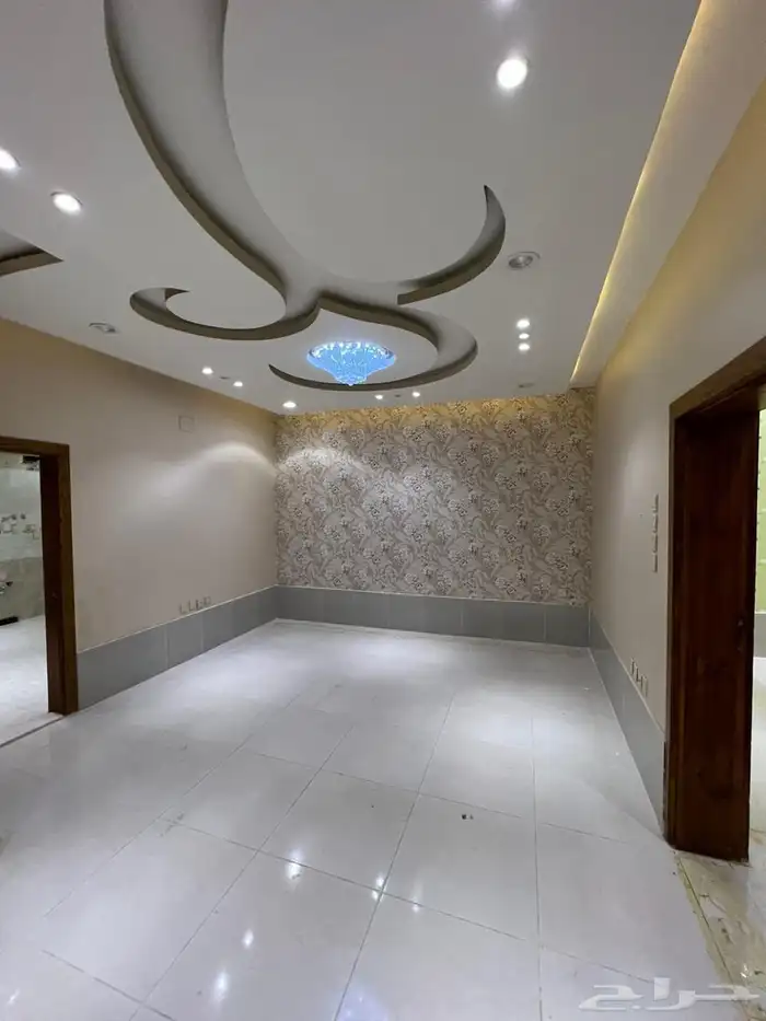عماره دورين وملحق للبيع في العقيق 7