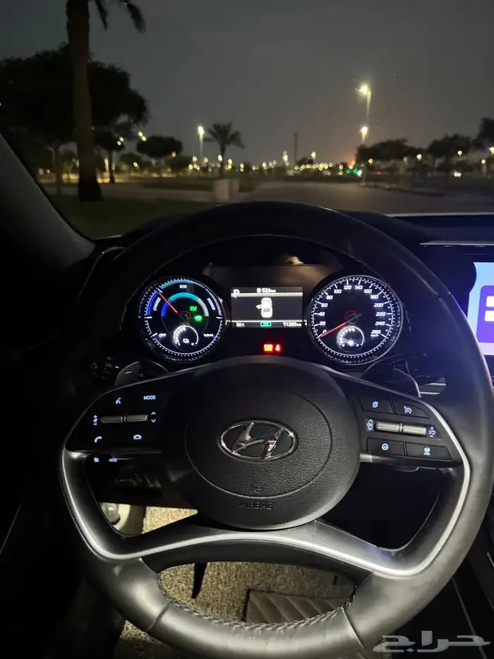 هيونداي ازيرا 2021 11