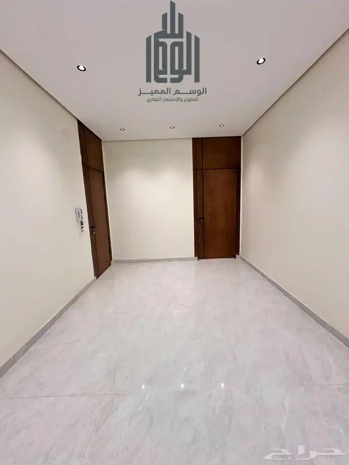 للبيع ملحق بحي الصفا مصعد راكب 5