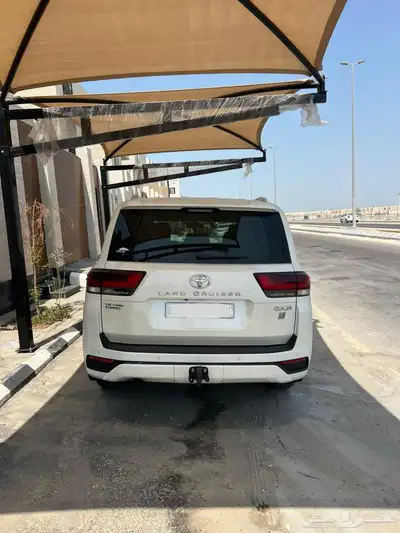 لاندكروزر 2022 ديزل GXR L4 1