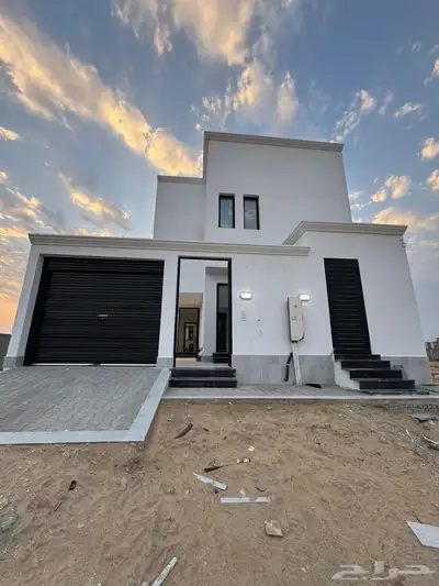 للبيع فيلا سكني في مخطط منح 99ج س حي البحيرات 0
