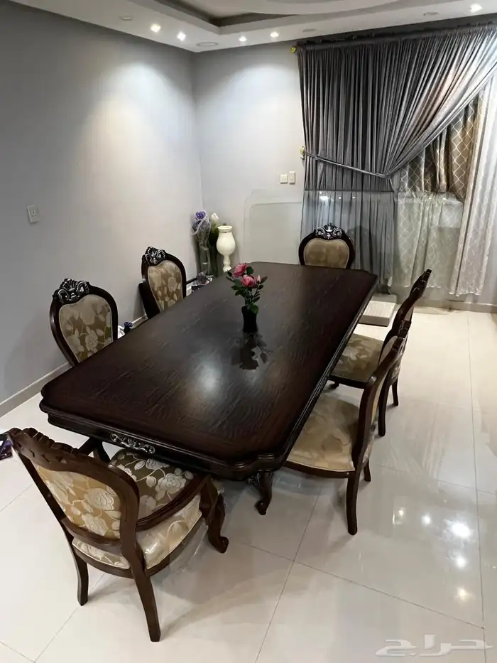 طاولة طعام خشب 0