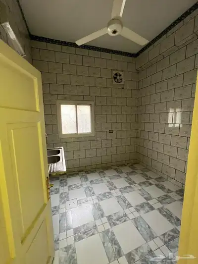 عماره دورين وملحق للبيع في العقيق 18