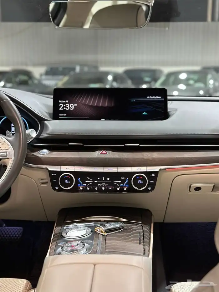 جينيسس G80 بلاتينيوم 2021 . رصد الفخامة 33